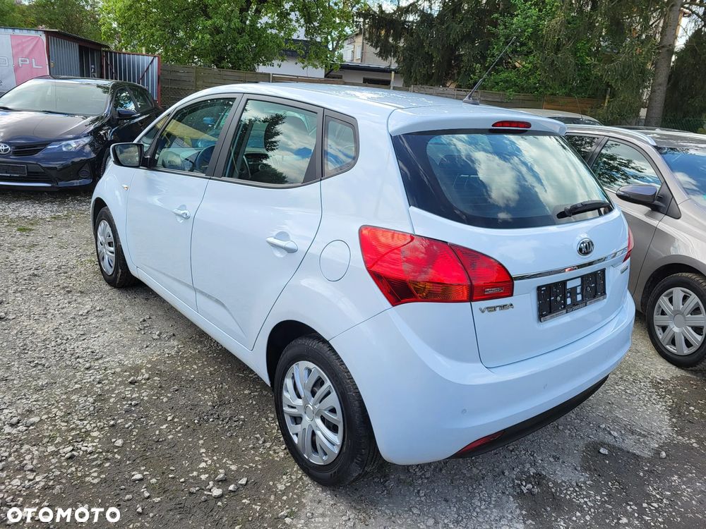 Kia Venga 1.6 CVVT Dream Team Edition - 6