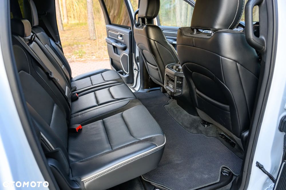 RAM 1500 5.7 Crew Cab Longbed Laramie Sport - 16