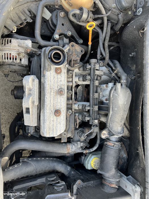 Skoda Fabia Gasolina ano 2000 para pecas - 5