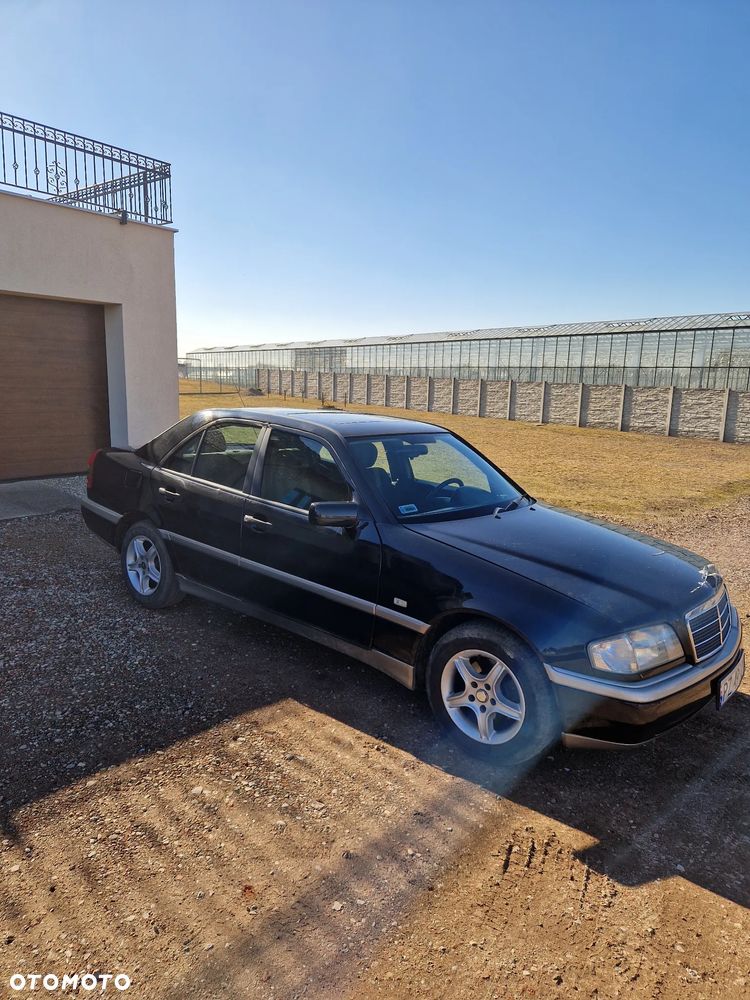 Mercedes-Benz Klasa C - 2