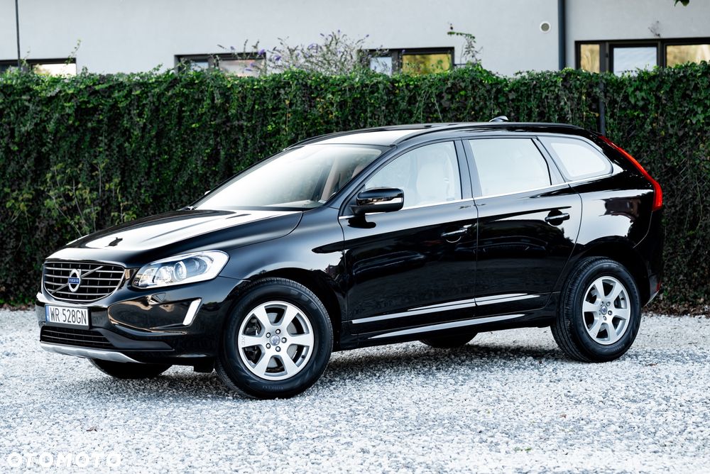 Volvo XC 60 D4 Drive-E Momentum - 3