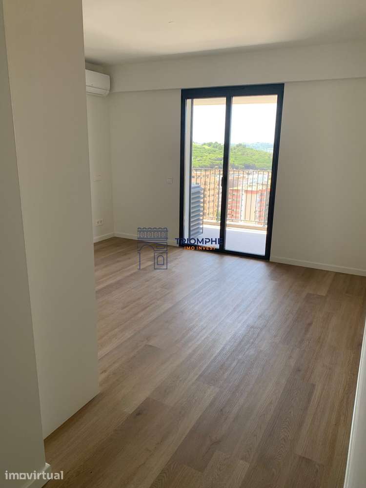 Apartamento T3 no Vista Mirear, Miraflores - Grande imagem: 5/17