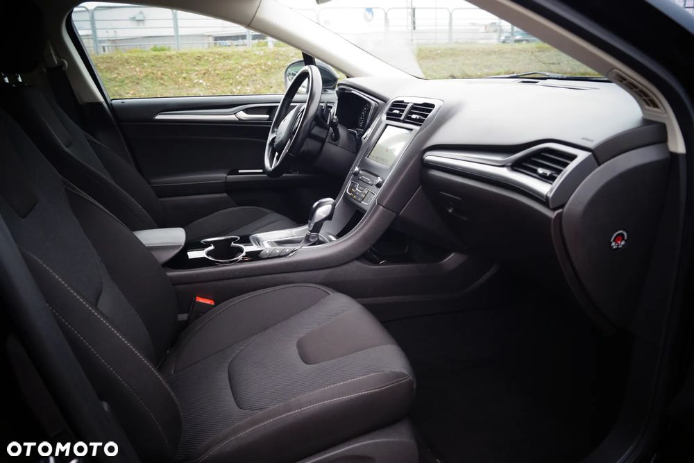 Ford Mondeo 2.0 TDCi Titanium PowerShift - 16