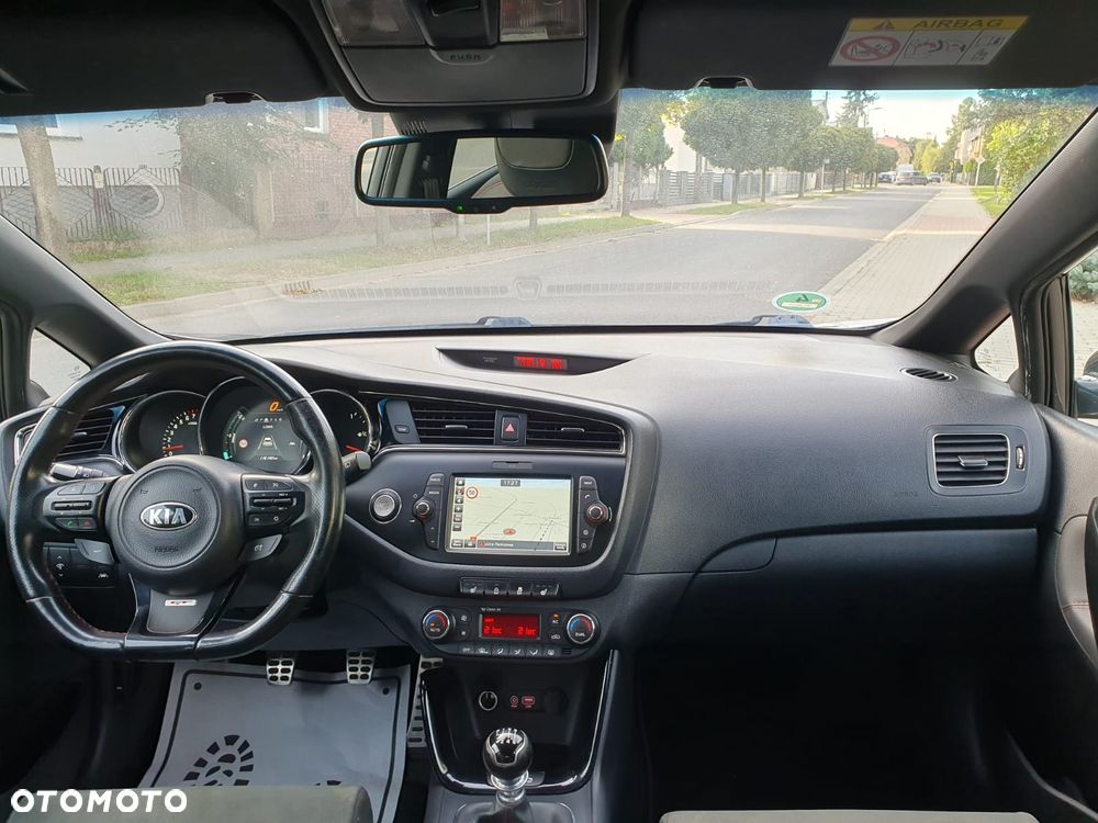 Kia Ceed 1.6 T-GDI GT XL - 7