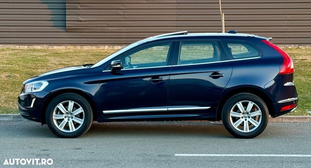 Volvo XC 60 D5 AWD Geartronic Summum - 5