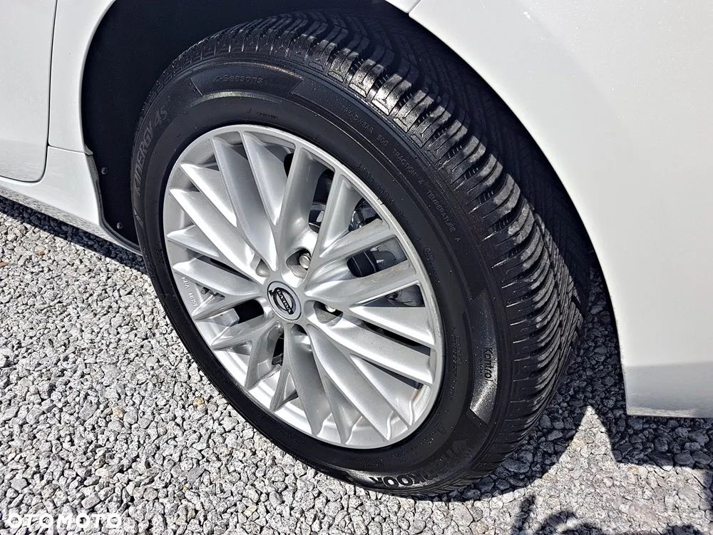 Volvo V40 T2 Drive-E Momentum - 35