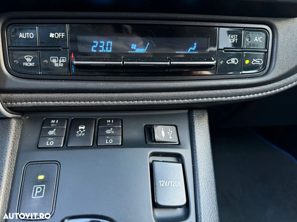 Toyota Auris - 33