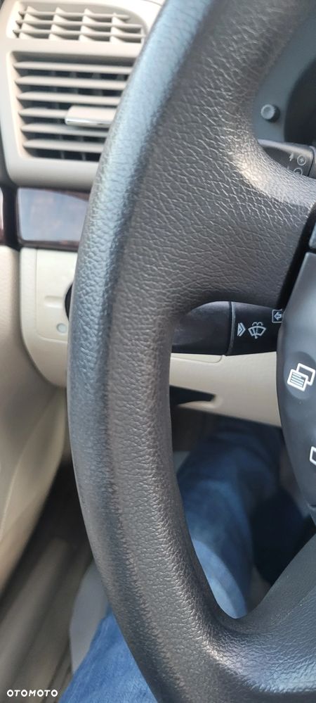 Mercedes-Benz Klasa E 220 CDI Elegance - 36