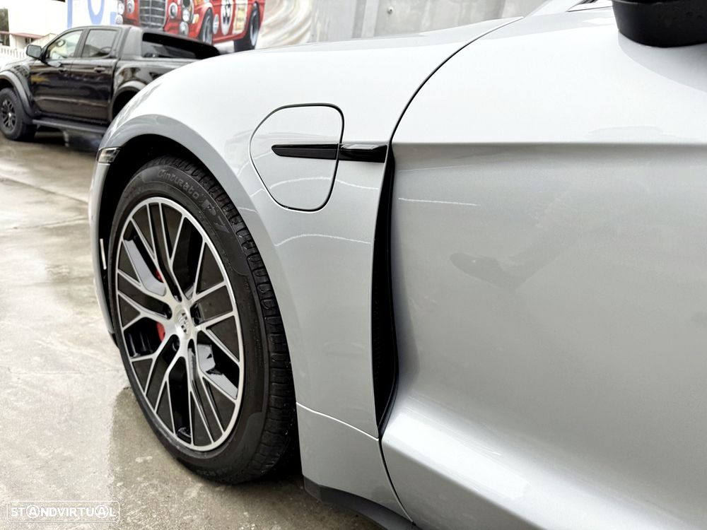 Porsche Taycan 4S - 50