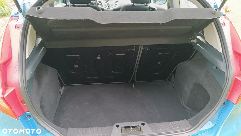 Ford Fiesta - 6
