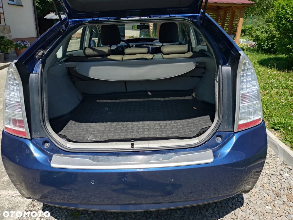 Toyota Prius 1.8 HSD Active - 11