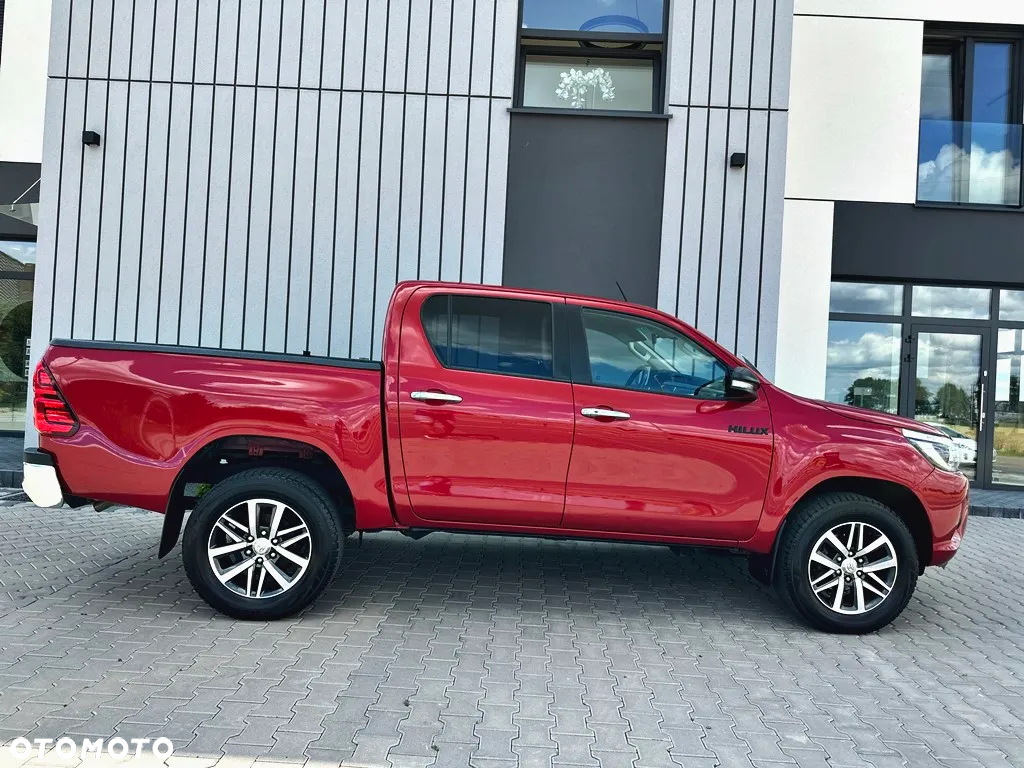 Toyota Hilux 2.4 D-4D Double Cab Dakar 4x4 - 21