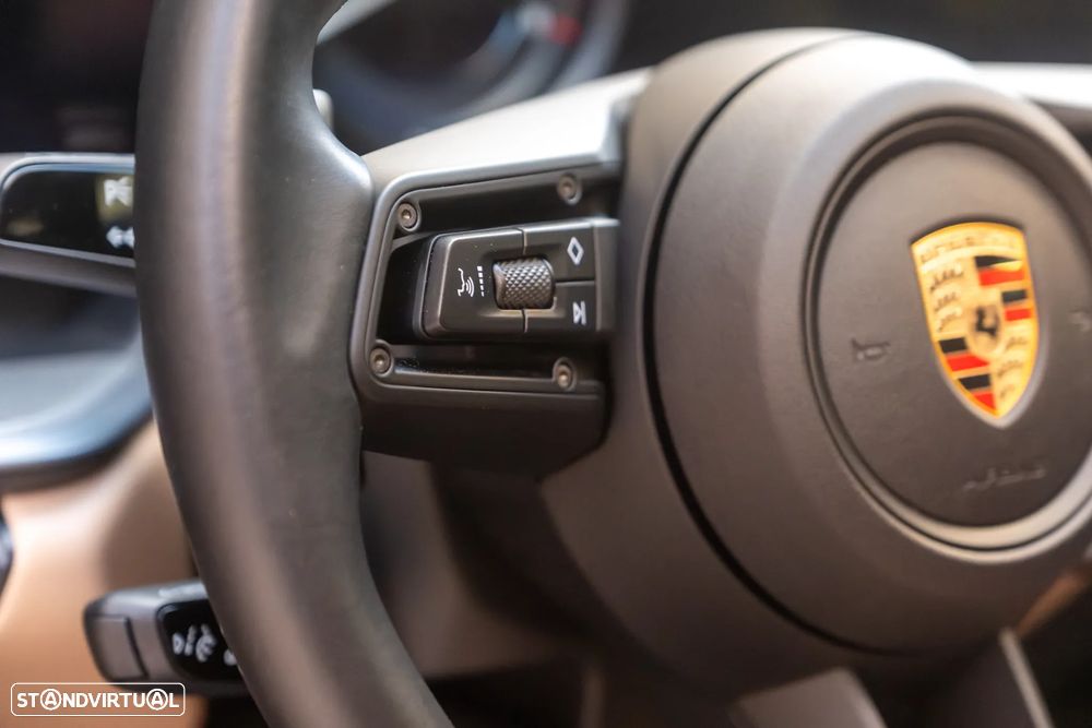 Porsche 911 Carrera S PDK — fotografia 17