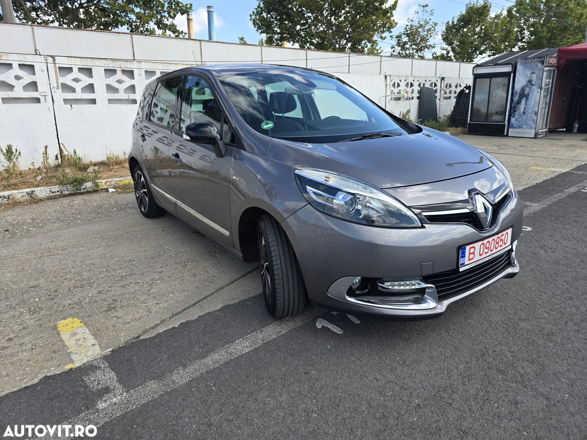 Renault Scenic ENERGY TCe 130 BOSE EDITION - 12