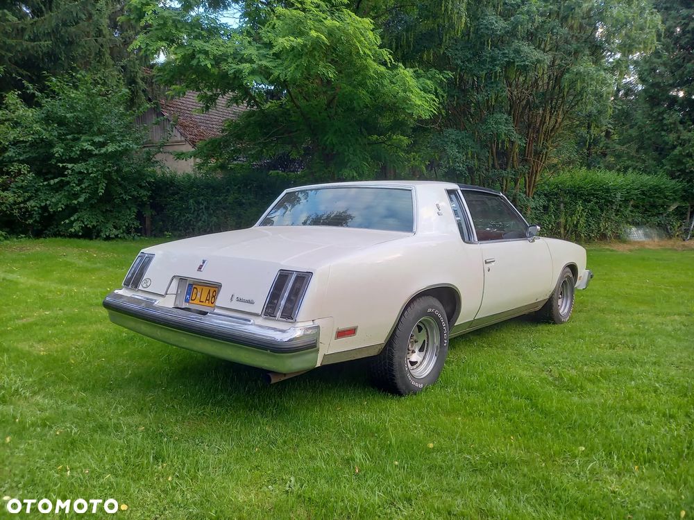 Oldsmobile Cutlass - 3
