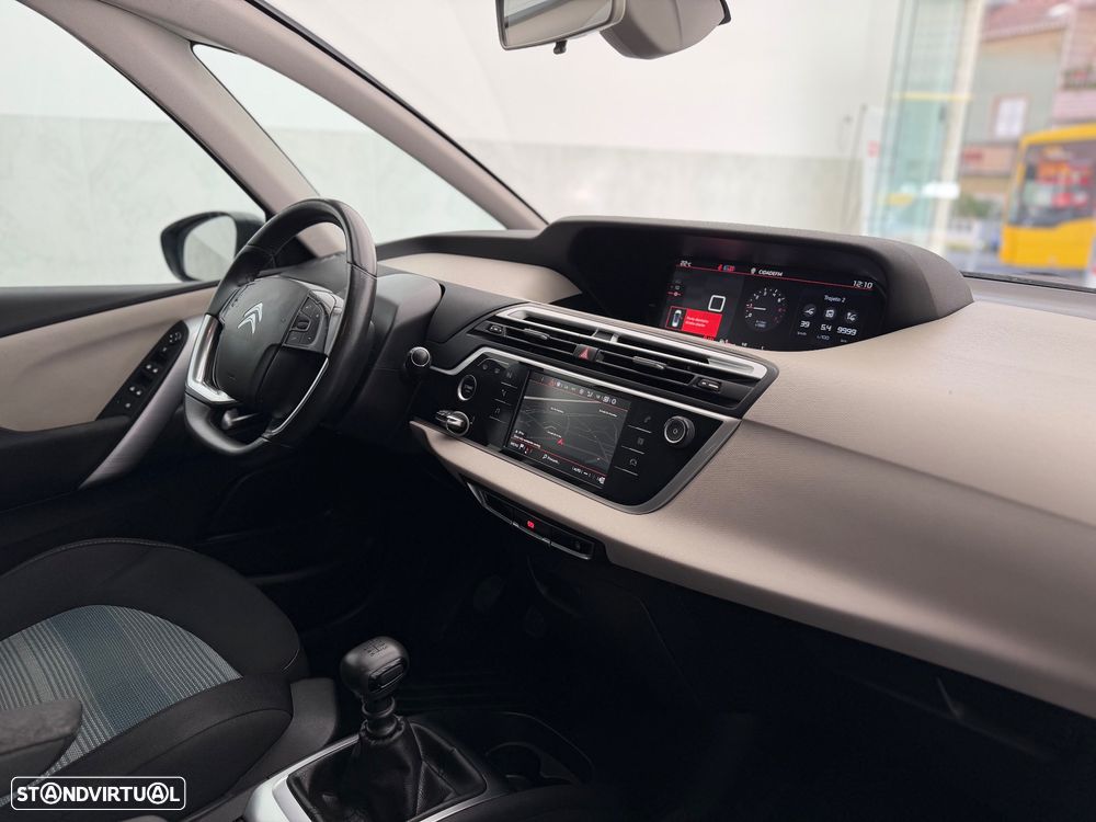 Citroën C4 Grand Picasso - 32
