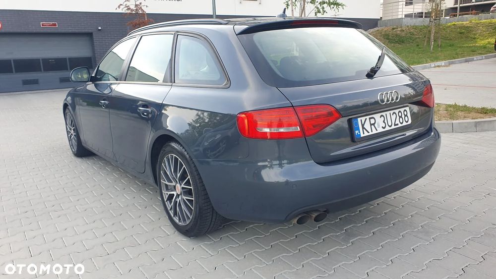 Audi A4 Avant - 12