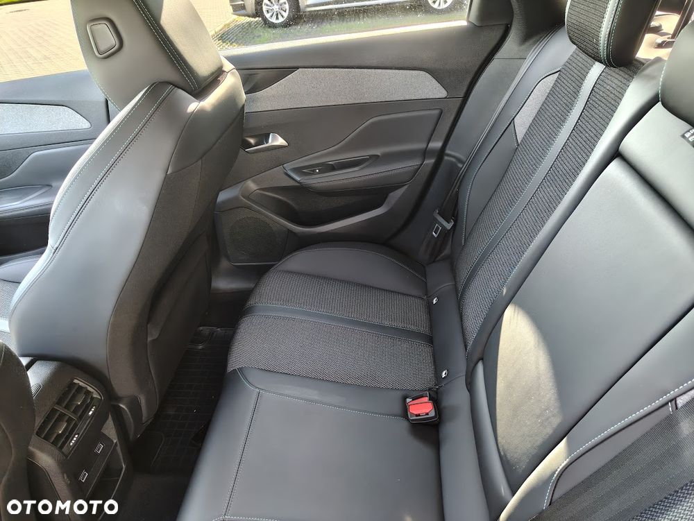 Peugeot 308 1.2 PureTech Allure Pack S&S - 15