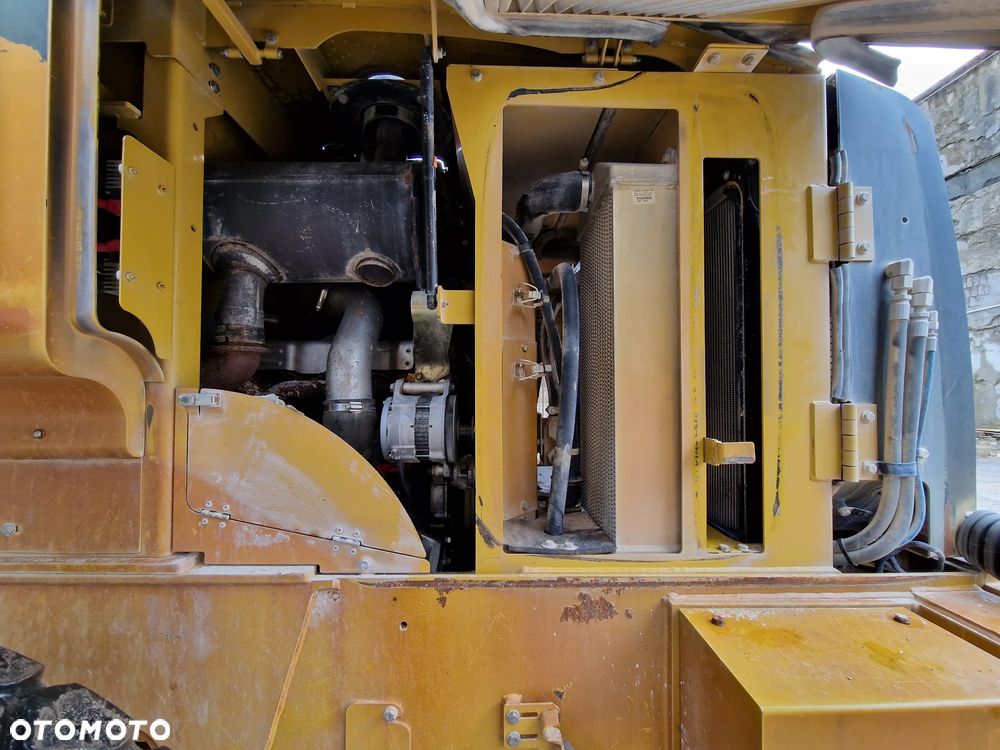Caterpillar 928h - 36