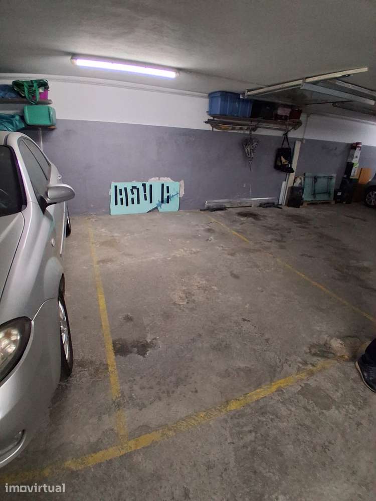 Apartamento T2 Venda em Baguim do Monte (Rio Tinto),Gondomar - Grande imagem: 2/17
