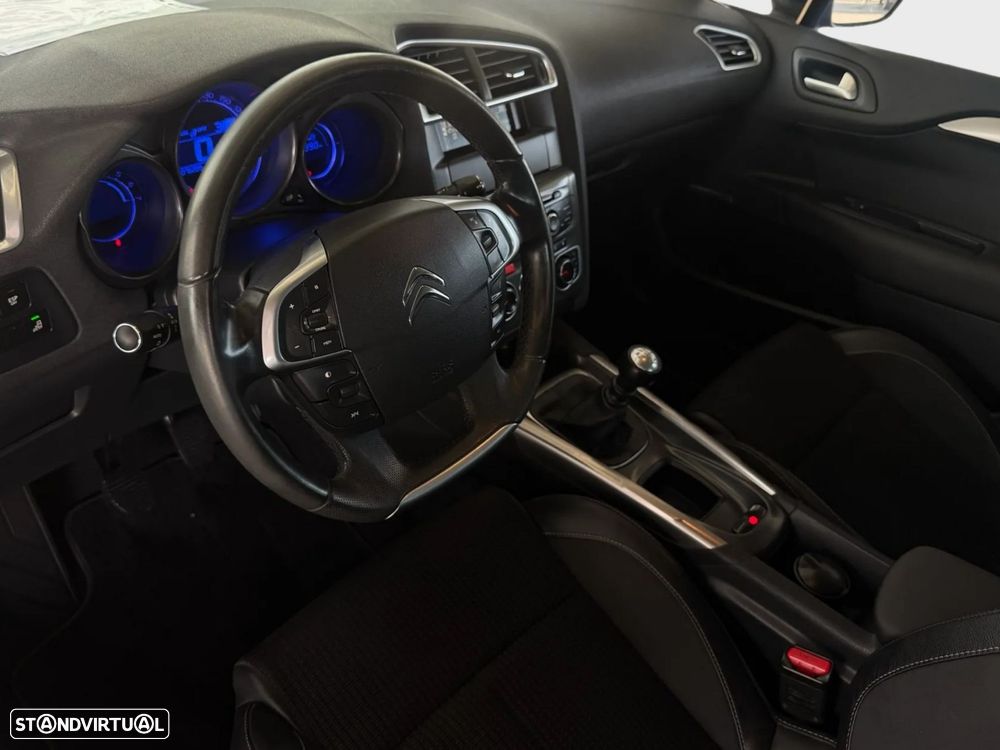 Citroën C4 1.6 e-HDi Exclusive J17 - 9
