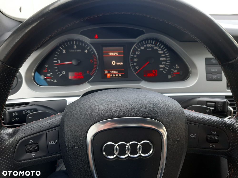 Audi A6 Avant - 16