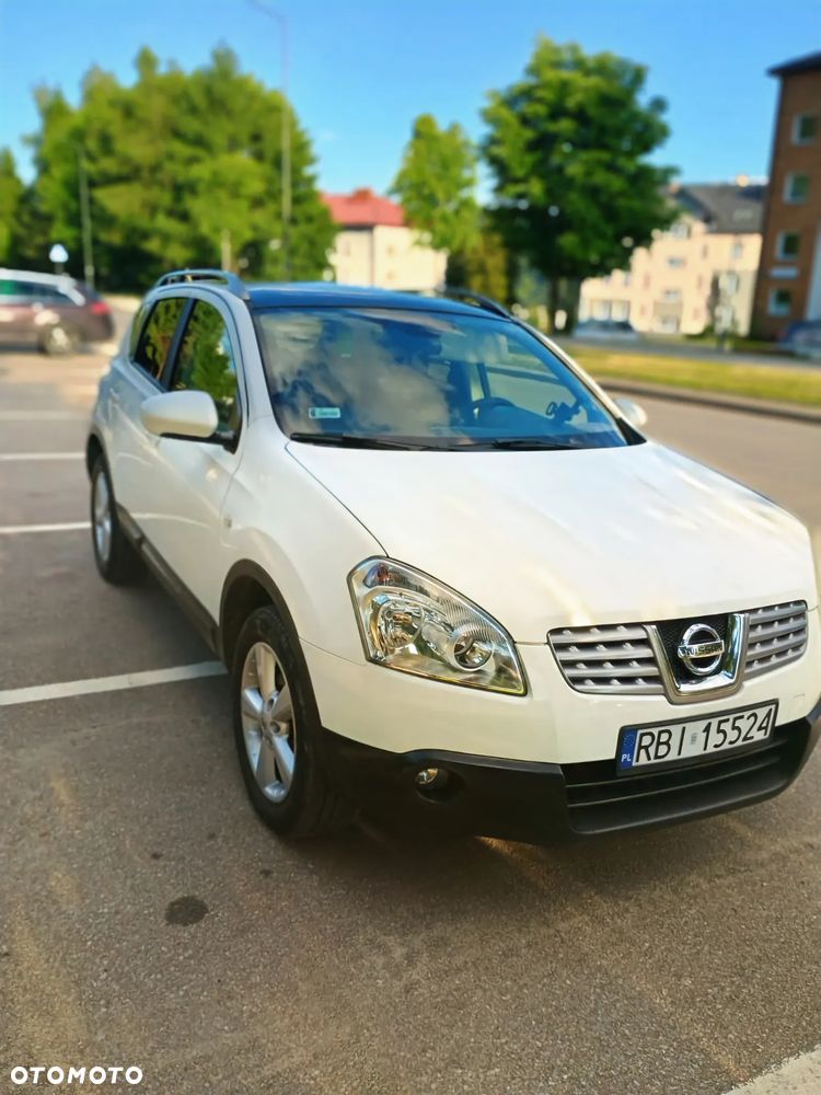 Nissan Qashqai 2.0 dCi DPF tekna - 1