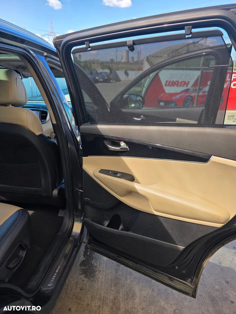 Kia Sorento 2.2 DSL 6AT 4x4 Cosmo - 27