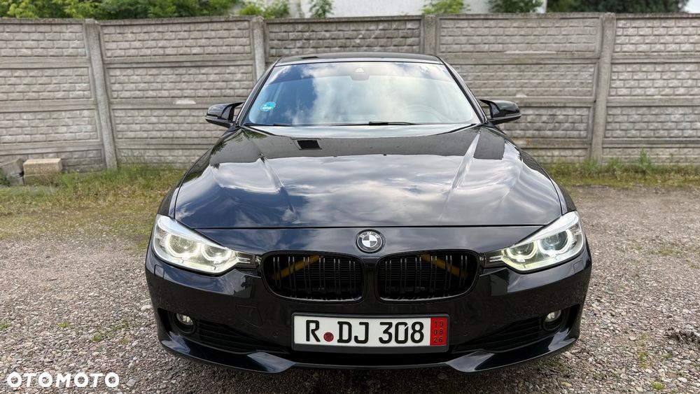 BMW Seria 3 - 25