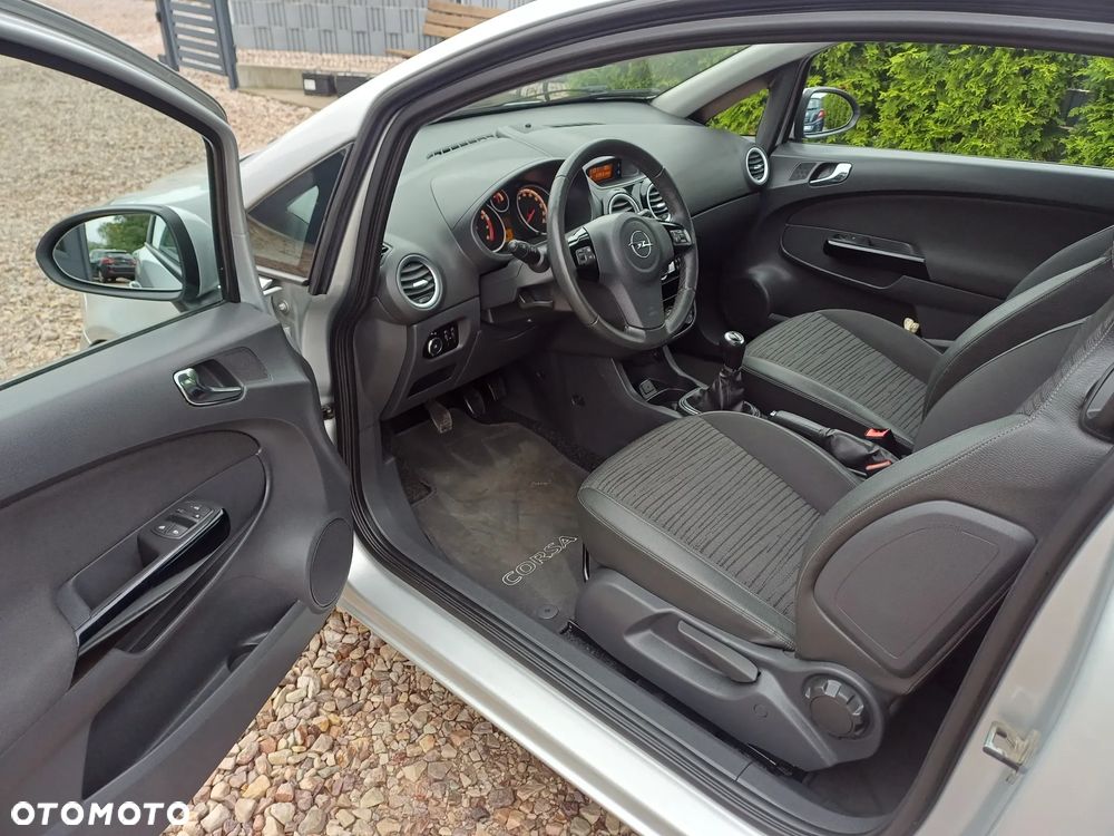 Opel Corsa - 10