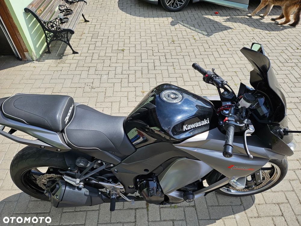 Kawasaki Ninja 1000 SX - 13