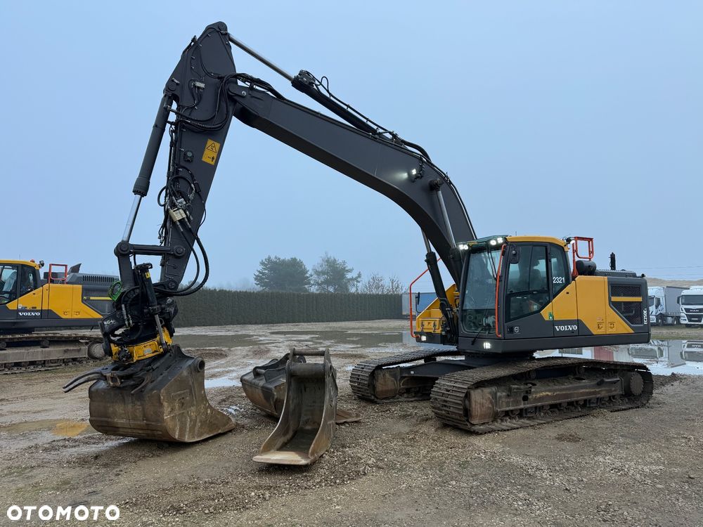 Volvo EC 250 EL - 1