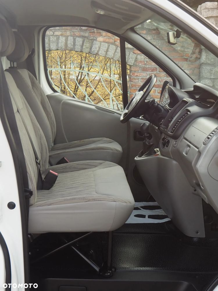 Nissan Primastar - 11