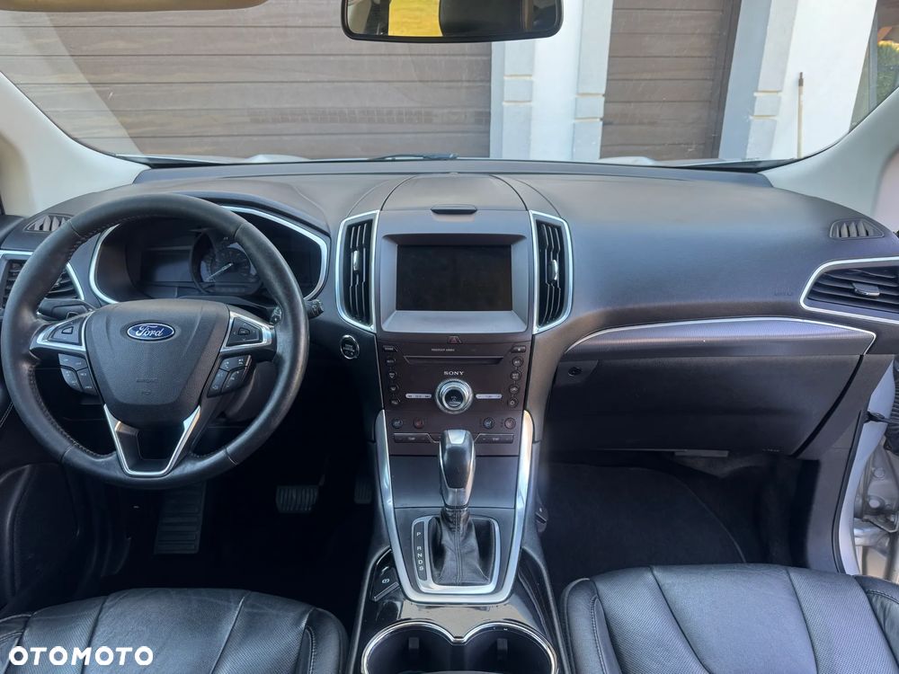 Ford Edge - 12