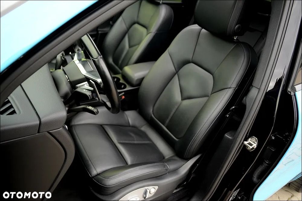 Porsche Macan Standard - 19