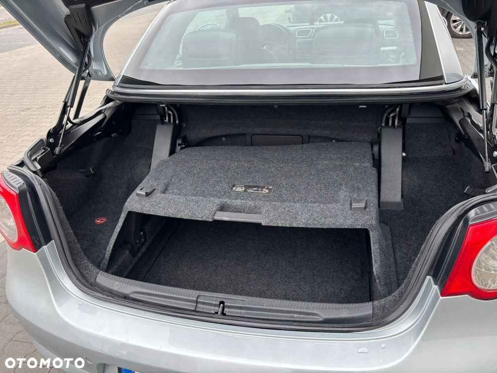 Volkswagen Eos - 14