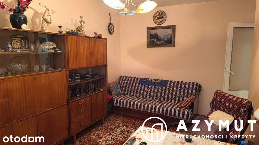 Na sprzedaż 4-pokojowe mieszkanie w centrum miasta