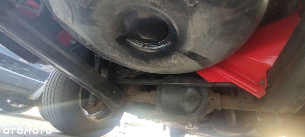 Jeep Grand Cherokee 5.7 V8 HEMI 4WD Automatik S - 24