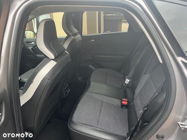Renault Captur TCe 140 EDC GPF INTENS - 14