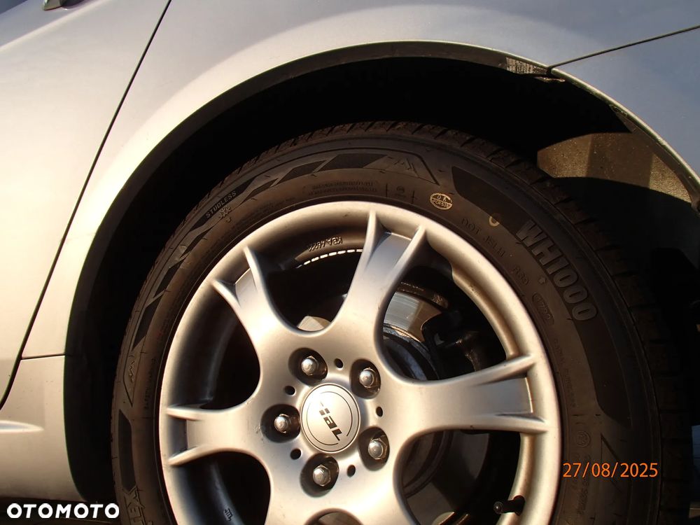 Honda Accord Tourer 2.4 i Automatik Executive - 11