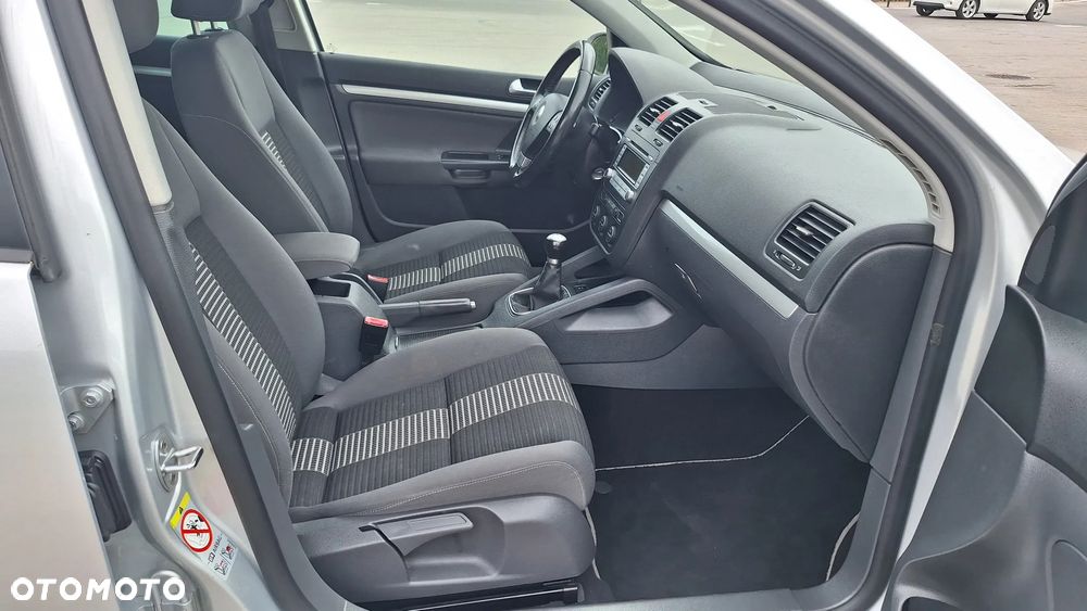 Volkswagen Golf 1.6 Trendline - 6