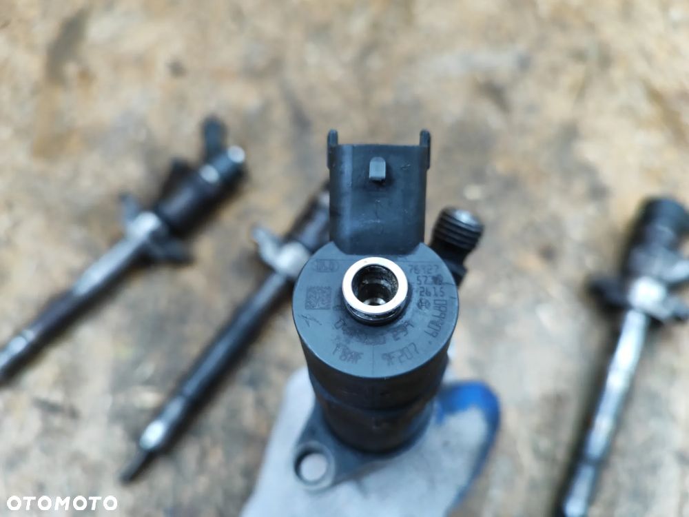 wtrysk wtryskiwacz BOSCH 0445110239 do Fiat Scudi II jumpy expert II 1,6 hdi / jtd / tdci FORD - 6