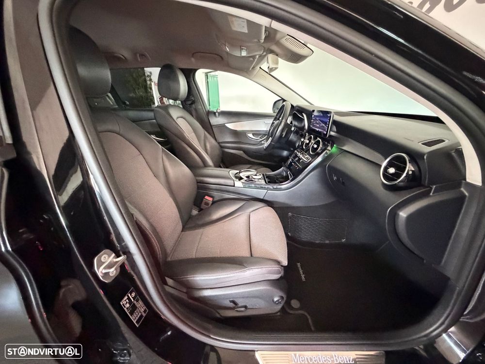 Mercedes-Benz C 300 d Avantgarde - 32