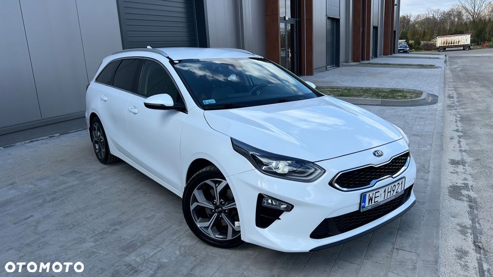 Kia Ceed 1.4 T-GDI L Business Line DCT - 1
