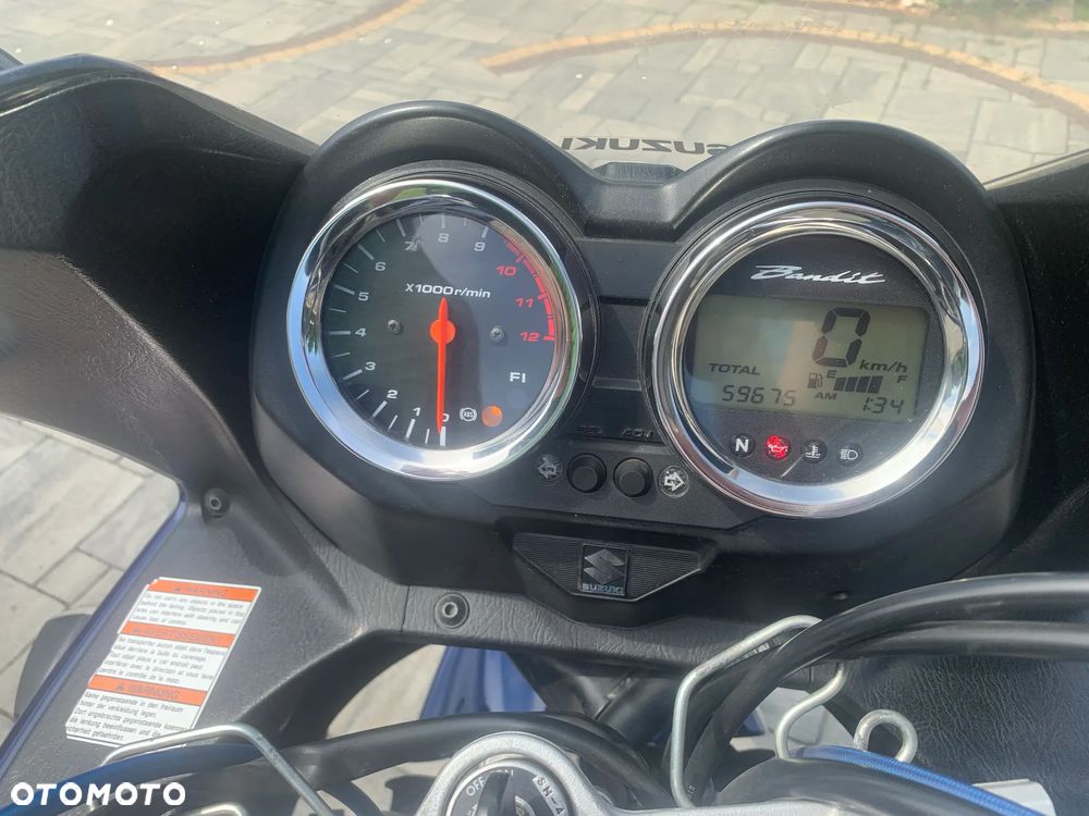 Suzuki Bandit - 19