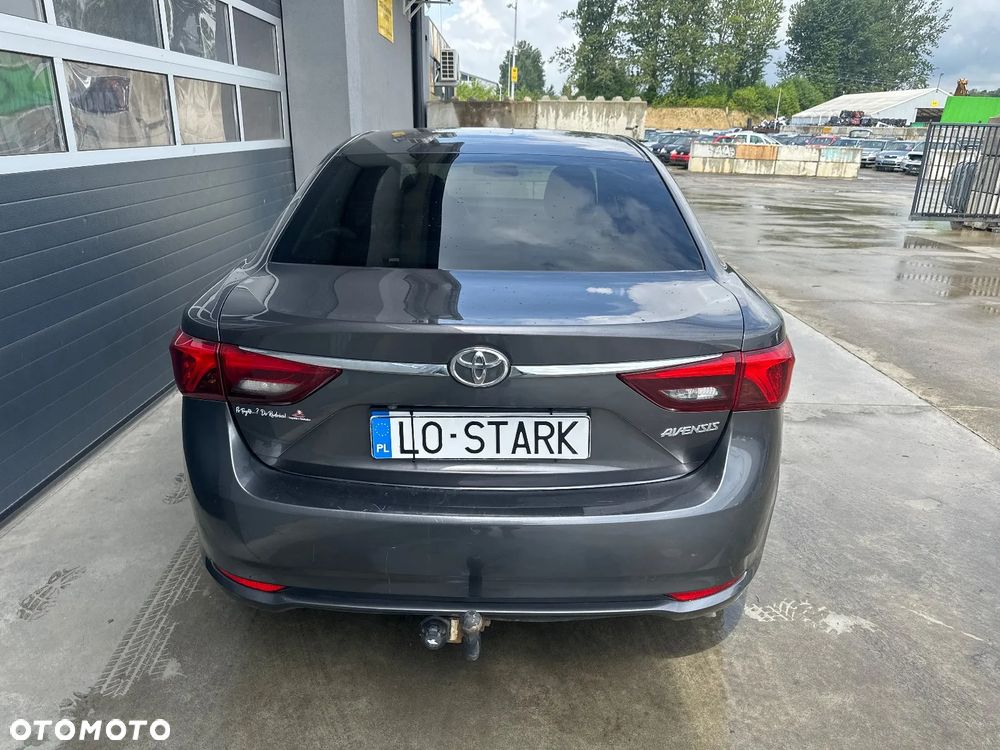 Toyota Avensis 2.0 D-4D Selection - 5