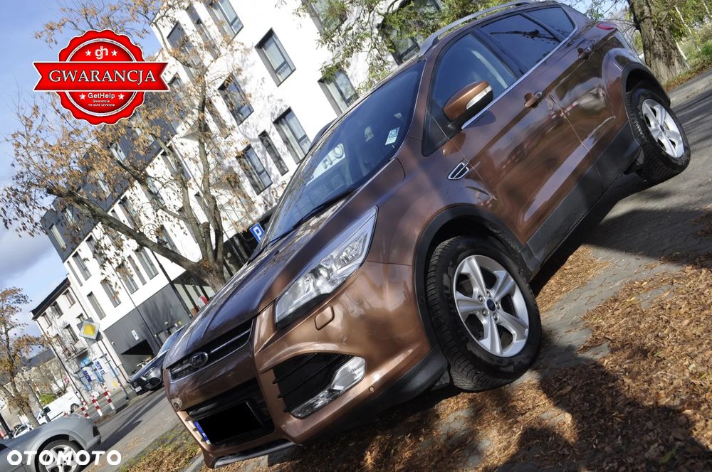 Ford Kuga 1.6 EcoBoost 2x4 Titanium - 1