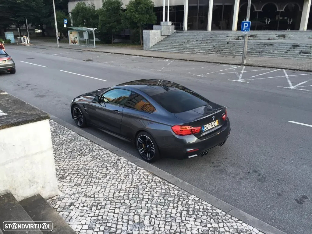 BMW M4 Auto - 2