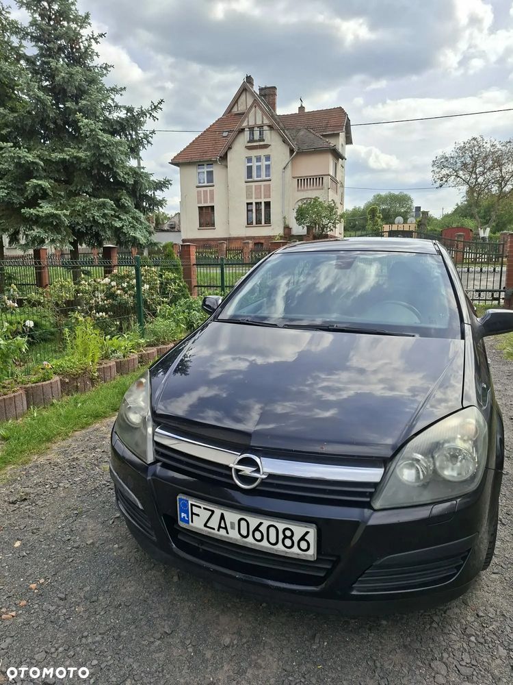 Opel Astra 1.9 CDTI DPF - 1