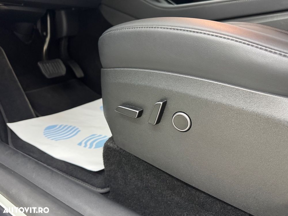 Tesla Model Y - 15